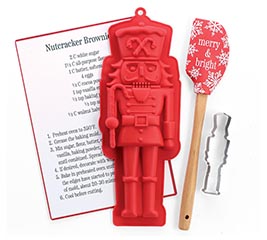 NUTCRACKER BAKEWARE GIFT SET