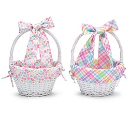 WHITE BASKETS WITH LINERS AND BOWS